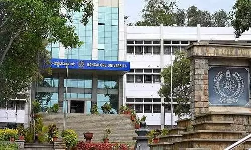 ജാ​തി വി​വേ​ച​നം; ബാം​ഗ്ലൂ​ർ സ​ർ​വ​ക​ലാ​ശാ​ല​യി​ലെ പ​ത്തോ​ളം ദ​ലി​ത് പ്ര​ഫ​സ​ർ​മാ​ർ ഭ​ര​ണ​ച്ചു​മ​ത​ല രാ​ജി​വെ​ച്ചു