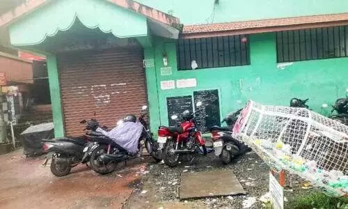 എന്ന് തുറക്കും, പൊതുശൗചാലയം; ദുരിതങ്ങളുടെ ബസ്​സ്റ്റാൻഡ്