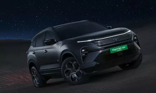 24 മണിക്കൂർ, 10,000 ബുക്കിങ്; ഇത് ഹാരിയർ.ഇ.വി യുഗം