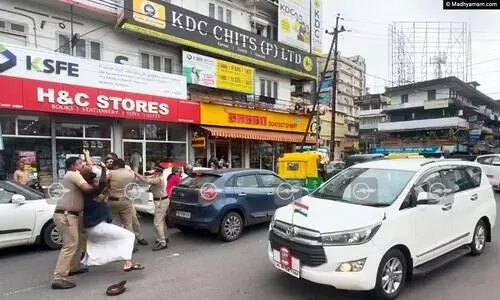 KSU flags black flag to Governor