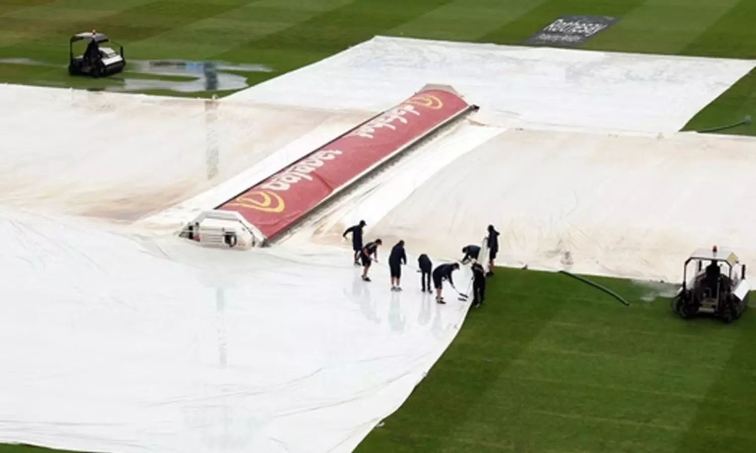 ഇന്ത്യയുടെ സ്വപ്നങ്ങൾക്ക് മേൽ വില്ലനായി മഴ; എജ്ബാസ്റ്റണില്‍ അഞ്ചാംദിനം കളി വൈകുന്നു