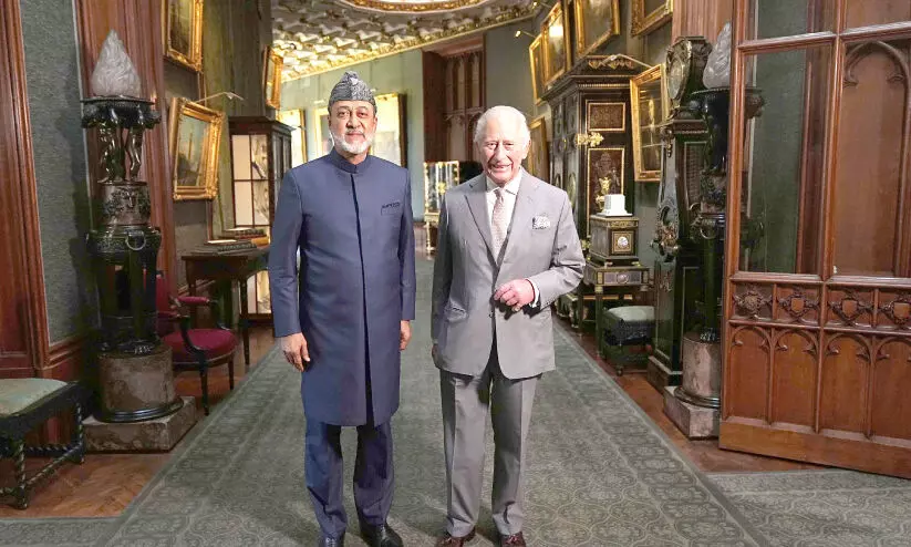 സു​ൽ​ത്താ​ൻ ചാ​ൾ​സ് മൂ​ന്നമാ​നു​മാ​യി കൂ​ടി​ക്കാ​ഴ്ച ന​ട​ത്തി