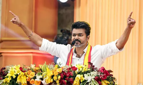 തമിഴ്നാട്ടിൽ ചതുഷ്കോണ മത്സരം; ഡി.​എം.​കെ മു​ന്ന​ണി​ക്ക് ഗു​ണ​ക​ര​മാ​വുമെന്ന് അന​ുമാനം