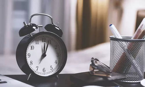 ദിവസവും പത്തു മണിക്കൂർ ജോലി, ആഴ്ചയിൽ 48 മണിക്കൂർ; തൊഴിൽ സമയത്തിൽ മാറ്റം വരുത്തി തെലങ്കാന