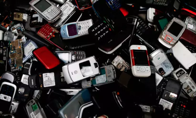 ഇ-​മാ​ലി​ന്യം ഇ​നി വ​ലി​ച്ചെ​റി​യേ​ണ്ട; തി​രി​കെ ന​ൽ​കി പ​ണം നേ​ടൂ