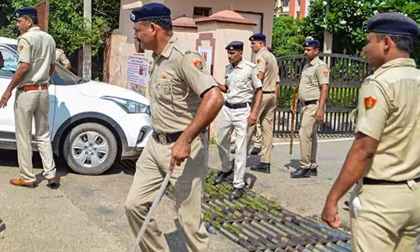 up police 0987 up police 0987