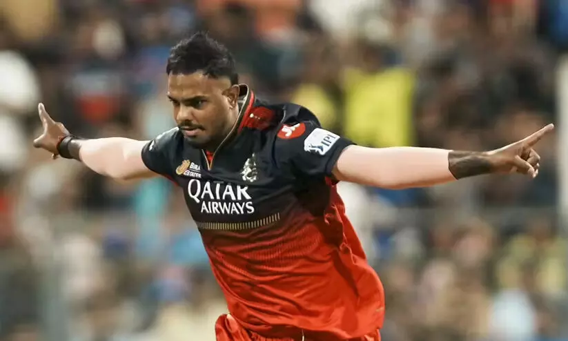 വിവാഹ വാഗ്ദാനം നൽകി ലൈംഗികമായി ചൂഷണം ചെയ്തു, നിരവധിപേർ അവന്റെ വലയിൽപെട്ടു; യുവതിയുടെ പരാതിയിൽ യാഷ് ദയാലിനെതിരെ കേസെടുത്തു വിവാഹ വാഗ്ദാനം നൽകി ലൈംഗികമായി ചൂഷണം ചെയ്തു, നിരവധിപേർ അവന്റെ വലയിൽപെട്ടു; യുവതിയുടെ പരാതിയിൽ യാഷ് ദയാലിനെതിരെ കേസെടുത്തു