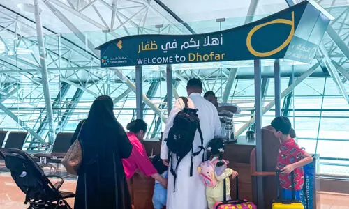 സലാല വിമാനത്താവളത്തിൽ ഈ വർഷം പ്രതീക്ഷിക്കുന്നത് 900,000 യാത്രക്കാരെ സലാല വിമാനത്താവളത്തിൽ ഈ വർഷം പ്രതീക്ഷിക്കുന്നത് 900,000 യാത്രക്കാരെ