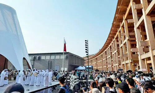 ഒ​സാ​ക്ക -ക​ൻ​സാ​യ് എ​ക്സ്പോ 2025; സ​ന്ദ​ർ​ശ​ക​ത്തി​ര​ക്കി​ൽ ഖ​ത്ത​രി അ​ർ​ദ നൃ​ത്തം അ​ര​ങ്ങേ​റി