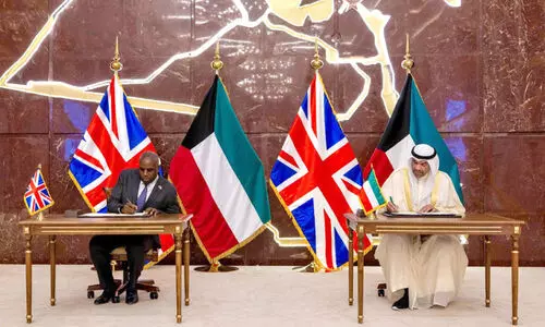 ഉ​ഭ​യ​ക​ക്ഷി ബ​ന്ധ​ങ്ങ​ൾ ശ​ക്തി​പ്പെ​ടു​ത്ത​ൽ