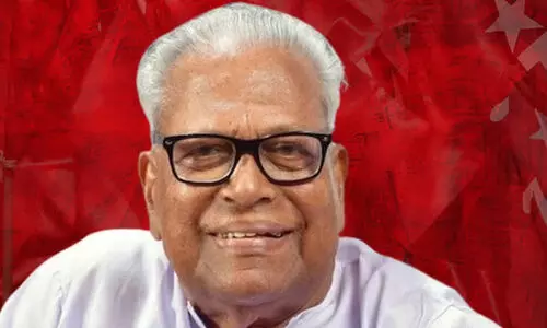 വാരിക്കുന്തമേന്തിയ പോരാളി