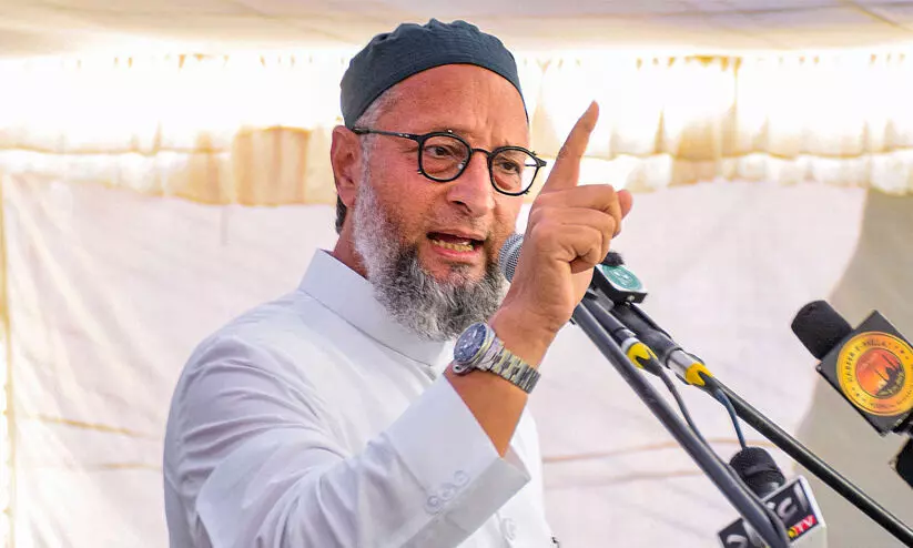 തീവ്രവാദത്തിന്റെ മൊത്തക്കച്ചവടക്കാരനും കോടതി വാറണ്ട് പുറപ്പെടുവിച്ചവനും ട്രംപിന്റെ നൊബേലിന് വേണ്ടി ശിപാർശ ചെയ്യുന്നു - ഉവൈസി