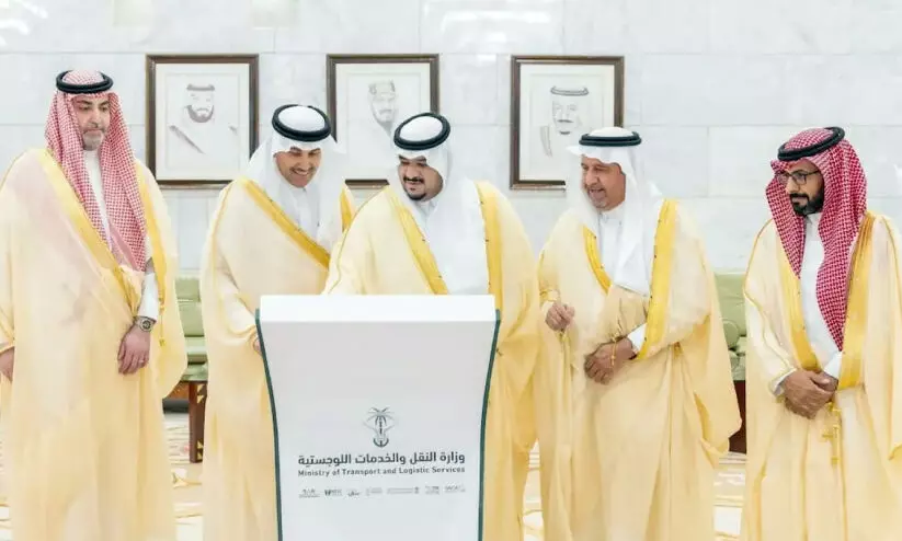 റിയാദ് പ്രവിശ്യയിൽ പുതിയ ആറ് റോഡുകൾ വരുന്നു റിയാദ് പ്രവിശ്യയിൽ പുതിയ ആറ് റോഡുകൾ വരുന്നു