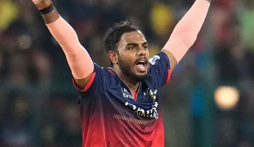 ‘വായ്പയായി ലക്ഷങ്ങൾ വാങ്ങിയിട്ടും തിരിച്ചുതന്നില്ല, ഐഫോണും ലാപ്ടോപ്പും തട്ടിയെടുത്തു’; യുവതിക്കെതിരെ പരാതി നൽകി യാഷ് ദയാലും