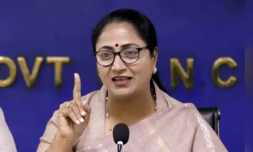 14 എയര്‍ കണ്ടീഷണറുകൾ, നിരവധി ടെലിവിഷനുകൾ, ലൈറ്റിങ്സ്.....  60 ലക്ഷം മുടക്കി ഡൽഹി മുഖ്യമന്ത്രി രേഖ ഗുപ്തയുടെ വീട് നവീകരിക്കാനുള്ള നീക്കം താൽക്കാലികമായി നിർത്തിവെച്ചു