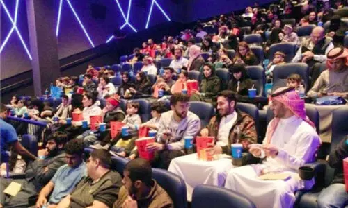 സൗ​ദി സി​നി​മ കു​തി​ക്കു​ന്നു; ഒ​രാ​ഴ്ച​ത്തെ വ​രു​മാ​നം 3.17 കോ​ടി റി​യാ​ൽ