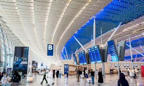 ജിദ്ദ എയർപോർട്ടിന് നേട്ടം; കഴിഞ്ഞ ആറുമാസത്തിനിടെ 2.55 കോടി യാത്രക്കാർ ജിദ്ദ എയർപോർട്ടിന് നേട്ടം; കഴിഞ്ഞ ആറുമാസത്തിനിടെ 2.55 കോടി യാത്രക്കാർ