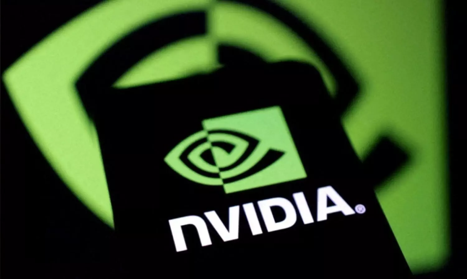 വിപണി മൂല്യം നാല് ലക്ഷംകോടി ഡോളർ! ചരിത്ര നേട്ടം, ലോകത്തെ ‘വിലയേറിയ’ കമ്പനിയായി എൻവിഡിയ