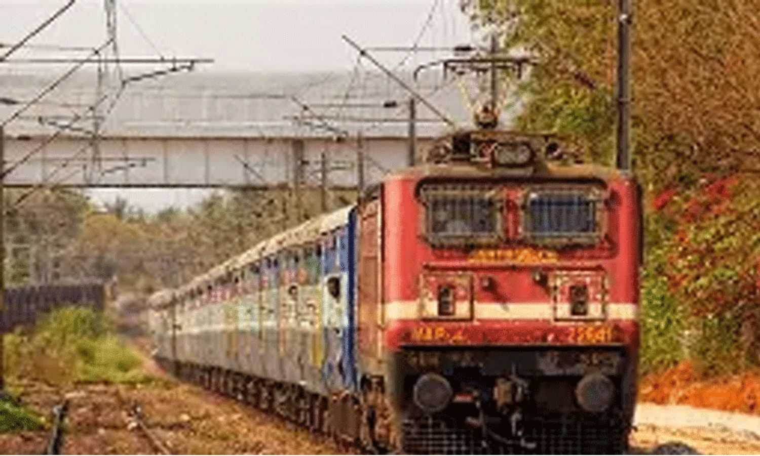 ഇന്ത്യൻ റെയിൽവേയിൽ 50,000 തൊഴിലവസരങ്ങൾ; വമ്പൻ പ്രഖ്യാപനവുമായി കേന്ദ്ര റെയിൽവേ മന്ത്രാലയം