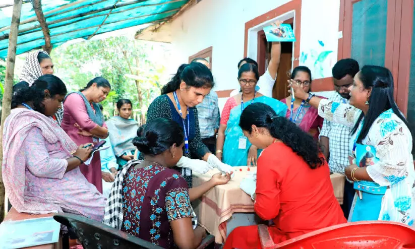 ജില്ലയില് അരിവാള് കോശ രോഗ നിര്ണയം തുടങ്ങി ജില്ലയില് അരിവാള് കോശ രോഗ നിര്ണയം തുടങ്ങി
