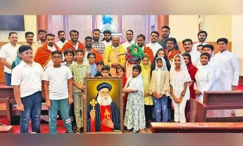 മാ​ർ ഈ​വാ​നി​യോ​സ് മെ​ത്രാ​പ്പോ​ലീ​ത്ത അ​നു​സ്മ​ര​ണ യാ​ത്ര​ക്ക് തു​ട​ക്കം