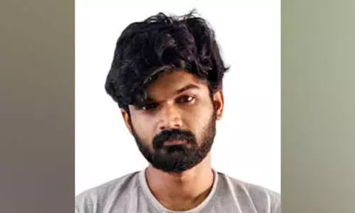 കഞ്ചാവുകേസില് ജാമ്യത്തിലിറങ്ങി; ഹാഷിഷ് ഓയിലുമായി അറസ്റ്റിൽ കഞ്ചാവുകേസില് ജാമ്യത്തിലിറങ്ങി; ഹാഷിഷ് ഓയിലുമായി അറസ്റ്റിൽ