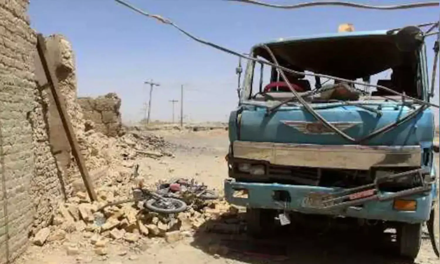 Baloch militants shot dead in bus passengers