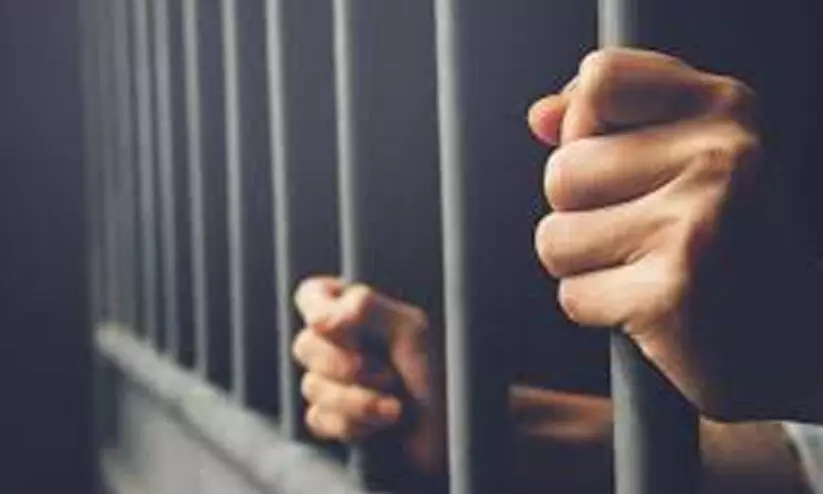 അധ്യാപകനെ ആക്രമിച്ച കേസിൽ പ്രതിക്ക് നാല് വർഷം കഠിനതടവ്