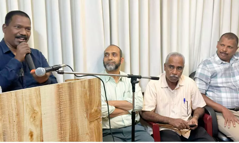 ഹജ്ജ് തീർഥാടകർക്ക് അസീർ തനിമ സ്വീകരണം നൽകി