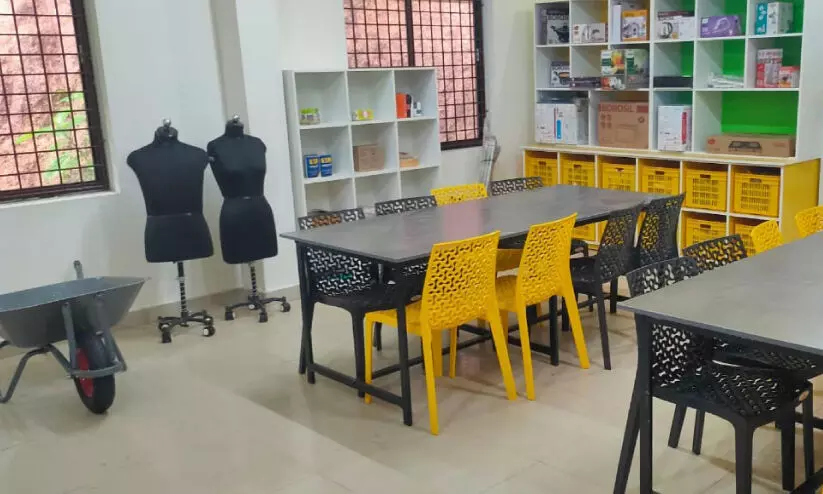 എല്.ഇ.ഡി ബള്ബ് മുതൽ പാചകം വരെ; 35 സ്കൂളുകളില് ക്രിയേറ്റിവ് കോര്ണര് പ്രവർത്തനം തുടങ്ങി എല്.ഇ.ഡി ബള്ബ് മുതൽ പാചകം വരെ; 35 സ്കൂളുകളില് ക്രിയേറ്റിവ് കോര്ണര് പ്രവർത്തനം തുടങ്ങി