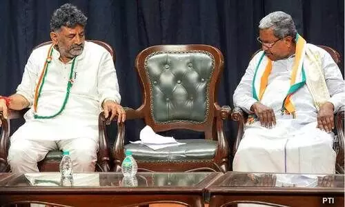 നേ​തൃ​മാ​റ്റ​​മി​ല്ലെ​ന്ന് വ്യ​ക്ത​മാ​ക്കി മു​ഖ്യ​മ​ന്ത്രി; ഉ​പ​മു​ഖ്യ​മ​ന്ത്രി ഡി.​കെ. ശി​വ​കു​മാറും ഇക്കാര്യം തള്ളി