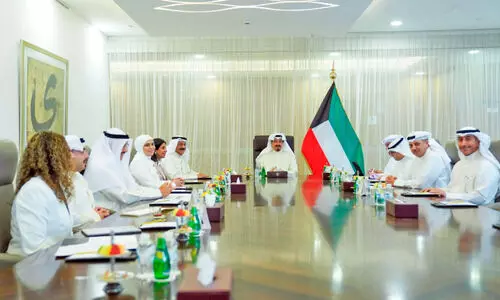 കു​വൈ​ത്ത്-​ചൈ​ന ക​രാ​ർ വി​ല​യി​രു​ത്തി പ്ര​ധാ​ന​മ​ന്ത്രി;   പ​ദ്ധ​തി​ക​ൾ വേ​ഗ​ത്തി​ലാ​ക്കും