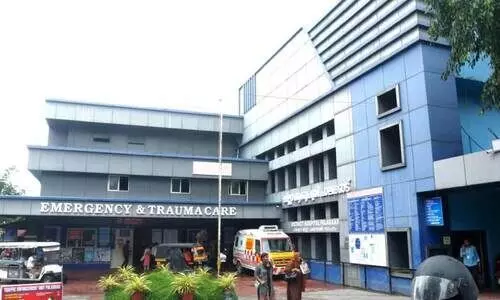 പ​രാ‘​ദീ​ന’​ക്കി​ട​ക്ക​യി​ൽ ജി​ല്ല ആ​ശു​പ​ത്രി