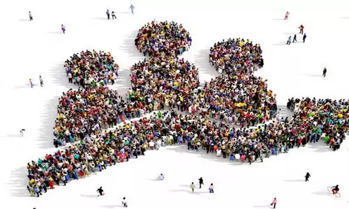 ‘ജനസംഖ്യ വെല്ലുവിളിയല്ല; അന്തസ്സുറ്റ ജീവിത സാഹചര്യമാണ് വേണ്ടത്’