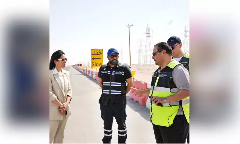 അ​ബ്ദ​ലി റോ​ഡ് മ​ന്ത്രി സ​ന്ദ​ർ​ശി​ച്ചു;  റോ​ഡ് ന​വീ​ക​ര​ണ പ്ര​വ​ർ​ത്ത​ന​ങ്ങ​ൾ തു​ട​രു​ന്നു