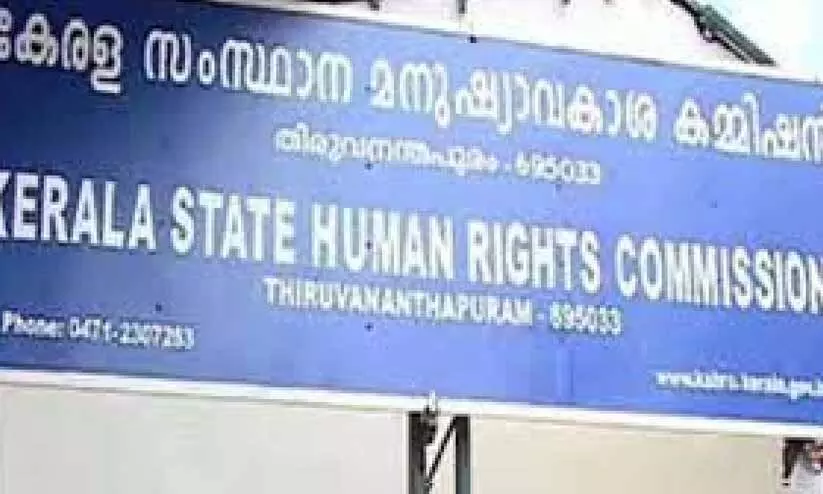 കളപ്പുരയിൽ ഒറ്റക്ക് കാർത്യായനി: ഇടപെട്ട് മനുഷ്യാവകാശ കമീഷൻ കളപ്പുരയിൽ ഒറ്റക്ക് കാർത്യായനി: ഇടപെട്ട് മനുഷ്യാവകാശ കമീഷൻ