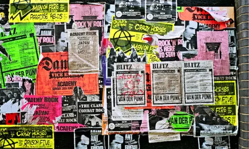 അ​ന​ധി​കൃ​ത​മാ​യി പോ​സ്റ്റ​റു​ക​ൾ പ​തി​ക്കു​ന്ന​തി​നെ​തി​രെ ക​ർ​ശ​ന ന​ട​പ​ടി