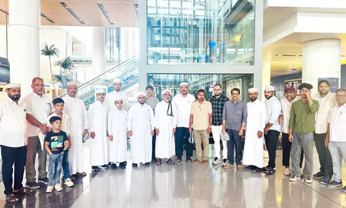 സ്വീ​ക​ര​ണം ന​ൽ​കി