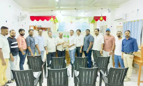 പ്രവചന മത്സരം; സമ്മാനം കൈമാറി