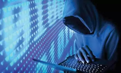 തുടരുന്നു ഓൺലൈൻ തട്ടിപ്പ്; 15 പേരിൽനിന്ന് 12 ലക്ഷം തട്ടി