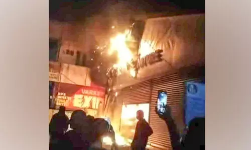 നെടുങ്കണ്ടത്ത്​ ഫര്‍ണിച്ചര്‍ കടയിൽ വൻ തീപിടിത്തം