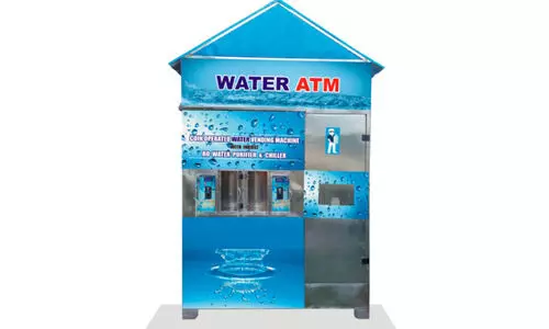 വാ​ട്ട​ർ എ.​ടി.​എ​മ്മു​ക​ൾ സ​ജീ​വ​മാ​കു​ന്നു