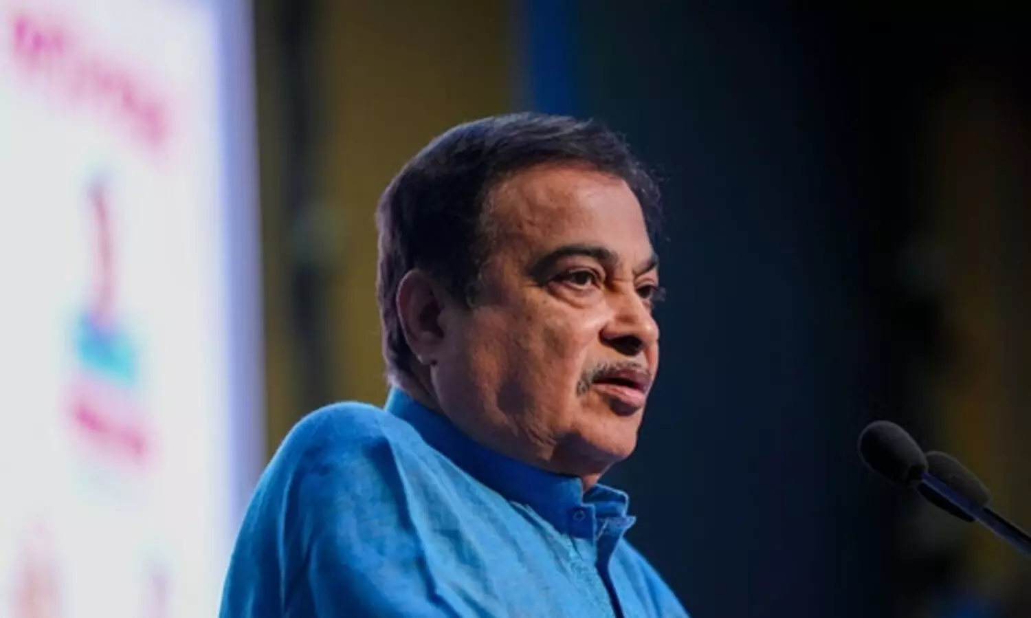 ​ഉയരപ്പാത ലോകനിലവാരത്തിൽ പൂർത്തിയാക്കും; അപകടത്തിന് പിന്നാലെ അറിയിപ്പുമായി നിതിൻ ഗഡ്​കരി