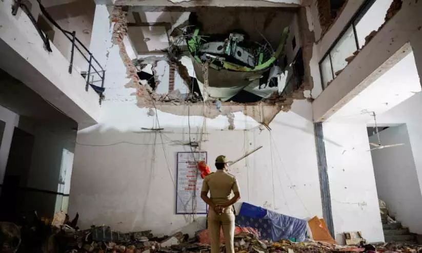 ഭീതിയൊഴിയാതെ ഹോസ്റ്റൽ കോംപ്ലക്സ് പരിസരം