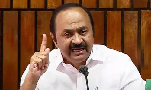 സോളാറിലെ ചട്ടഭേദഗതി; നിലപാട് കടുപ്പിച്ച് പ്രതിപക്ഷം സോളാറിലെ ചട്ടഭേദഗതി; നിലപാട് കടുപ്പിച്ച് പ്രതിപക്ഷം