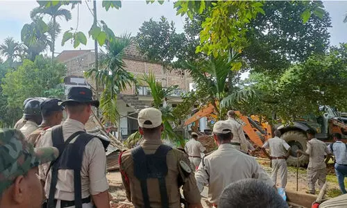 അസമിൽ മുസ്‍ലിം ഭൂരിപക്ഷ വനാതിർത്തിയിൽ നിന്ന് 1080 കുടുംബങ്ങളെ ഒഴിപ്പിച്ചു