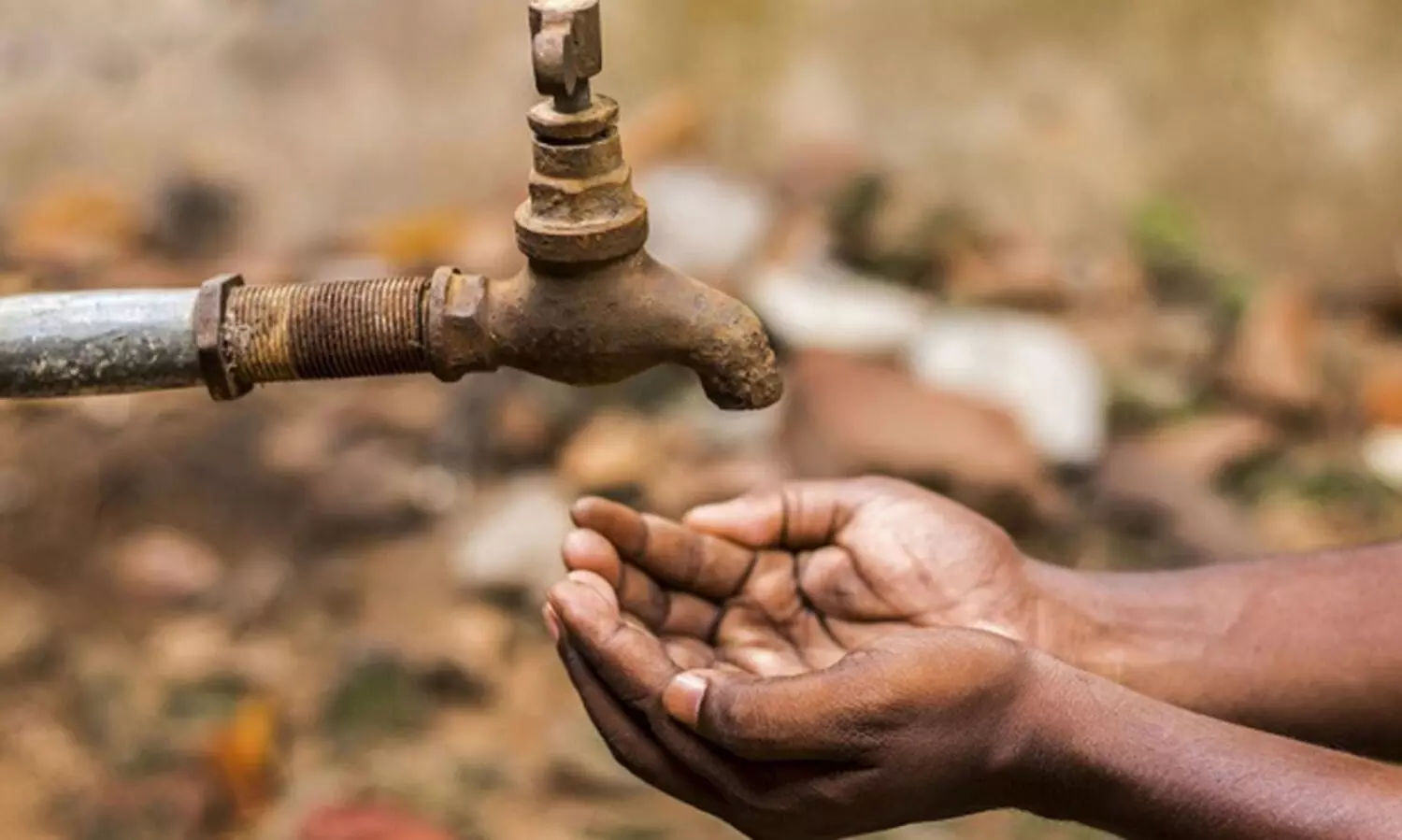 ഗ്രീൻ ഗാർഡനിലെ കുടിവെള്ളക്ഷാമം; അധികൃതരു​ടെ അനാസ്ഥയിൽ ​പ്രതിഷേധം ശക്​തം