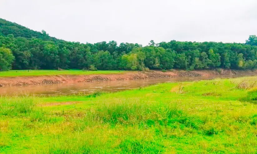 ജലസേചന വകുപ്പ് കനിയണം; വികസനം കാത്ത് എടക്കാനം റിവർ വ്യൂ പോയന്റ്