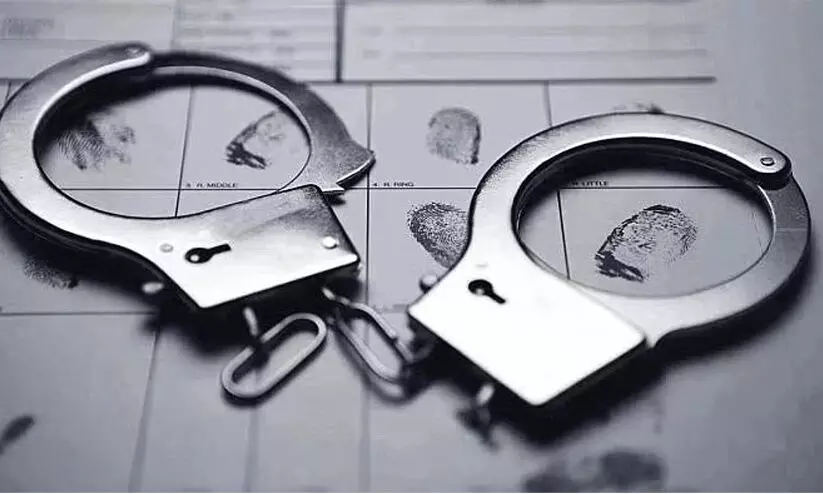 എം.ഡി.എം.എ കേസ്; പ്രതികളുടെ ആസ്തി തേടി പൊലീസ് ബിനാമി ആസ്തികൾ ഉൾപെടെ കണ്ടുകെട്ടും എം.ഡി.എം.എ കേസ്; പ്രതികളുടെ ആസ്തി തേടി പൊലീസ് ബിനാമി ആസ്തികൾ ഉൾപെടെ കണ്ടുകെട്ടും