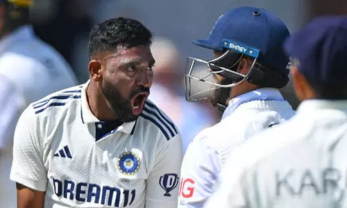 ആഘോഷം അതിരുവിട്ടു, സിറാജിന് പണികിട്ടി! പിഴ ചുമത്തി ഐ.സി.സി; കാരണം ഇതാണ്...